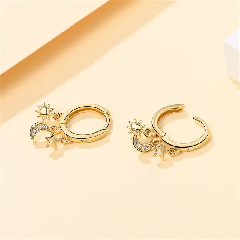 PRINCESS JEWELRY® Orecchini a Cerchio Decorati con Sole, Stella e Luna in Argento 925 Placcato Oro 18 Kt